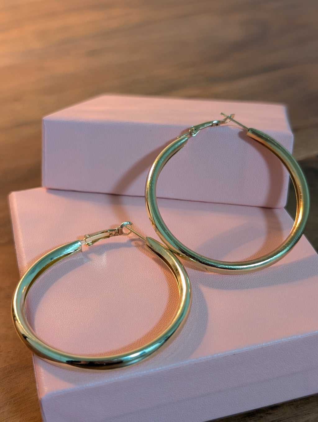 Nush solid hoop earrings