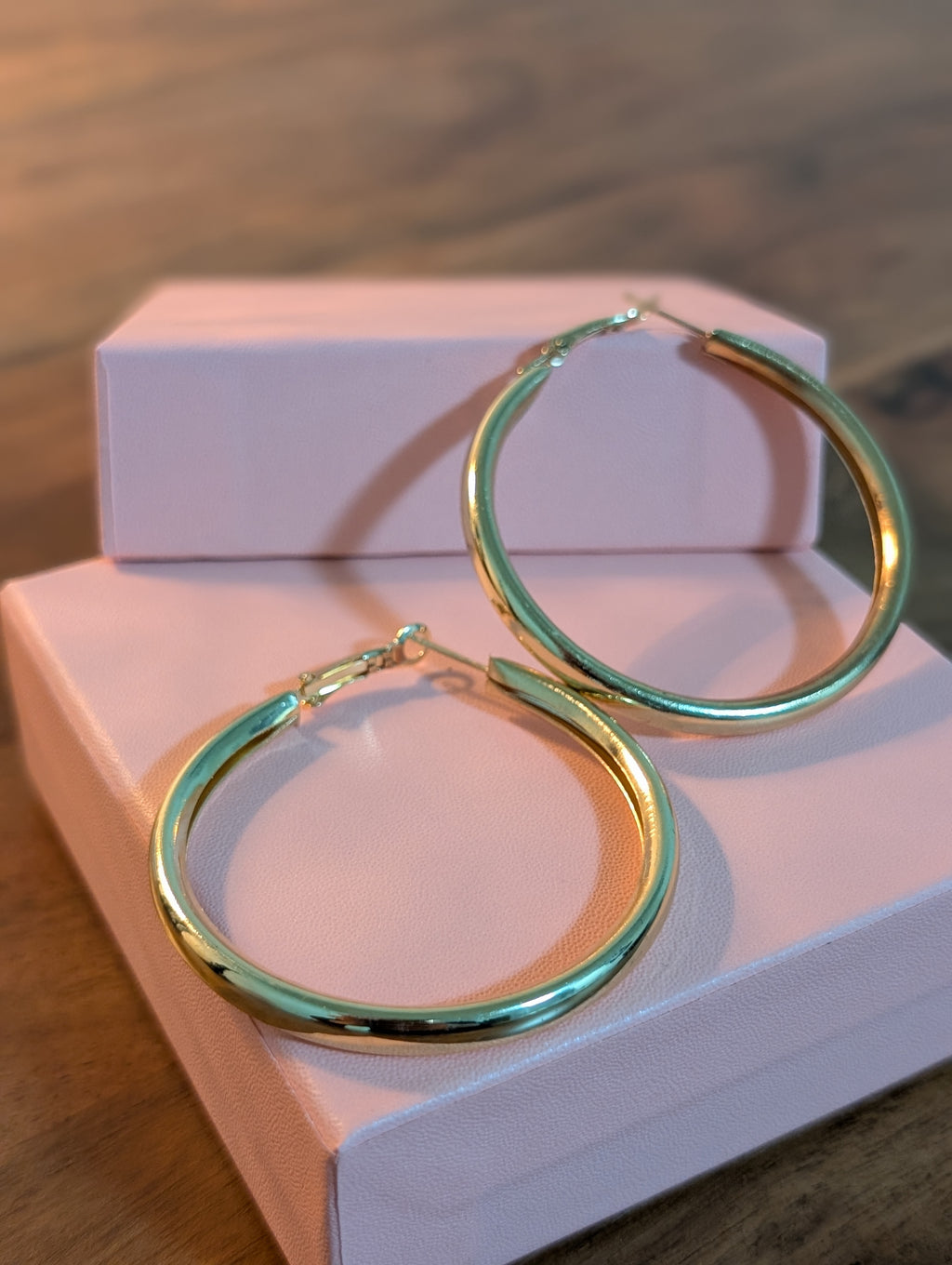 Nush solid hoop earrings